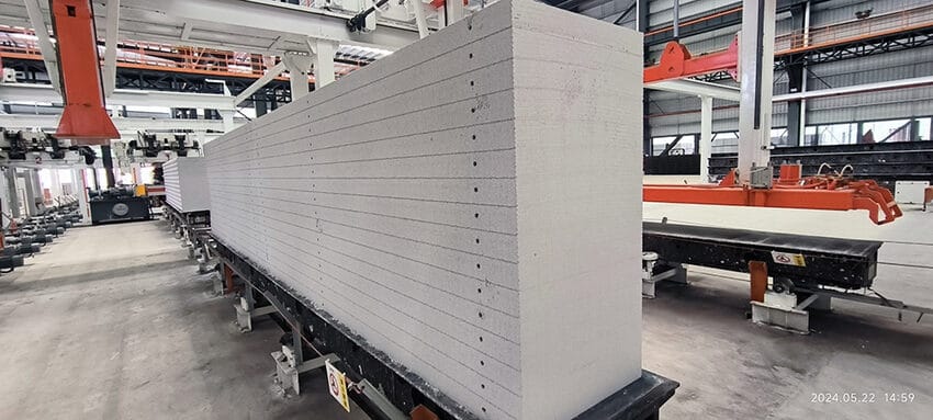 朗辉 ALC/AAC 蒸压加气混凝土超薄墙板 50、75mm (Lightweight ultra-thin 50, 75mm AAC (ALC) concrete wall panels) thumbnail 2